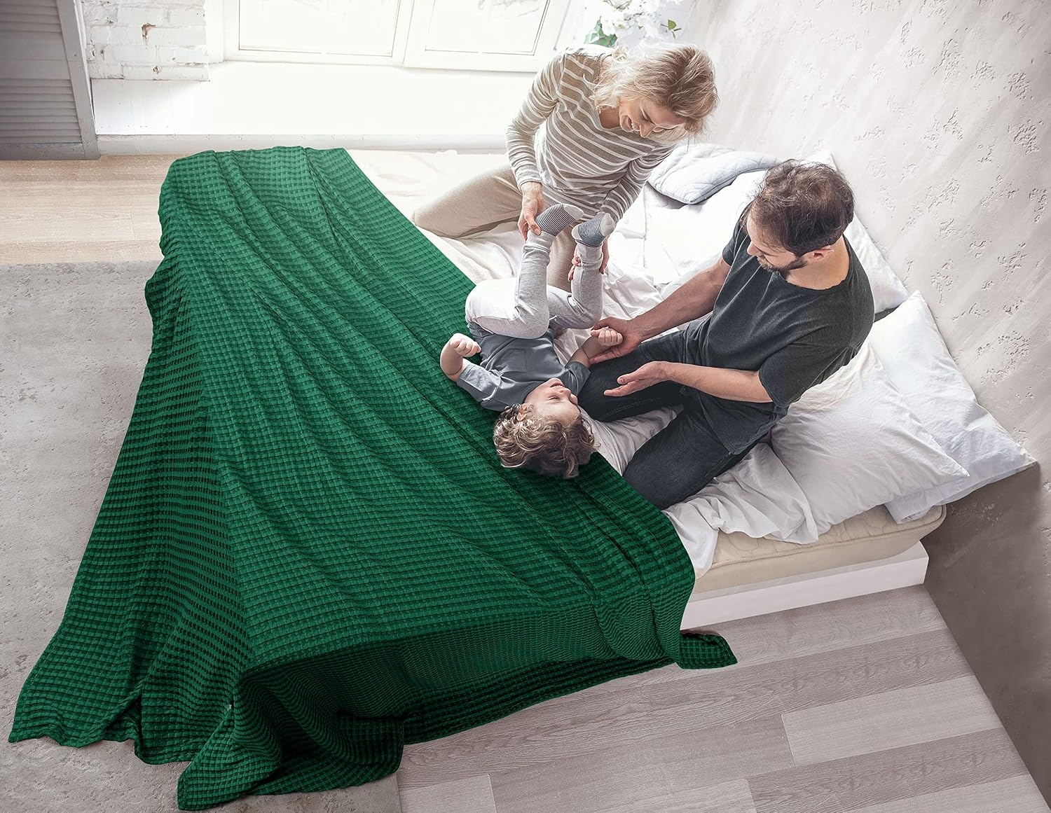 image:imageUtopia Bedding 100 Baumwolle Waffeldecke Kuschedecke 300 GSM Anthrazitgrau 274 x 228 cm weiche leichte atmungsaktive tagesdecke Sofa amp Couch berwurf fr alle JahreszeitenWaldgrn