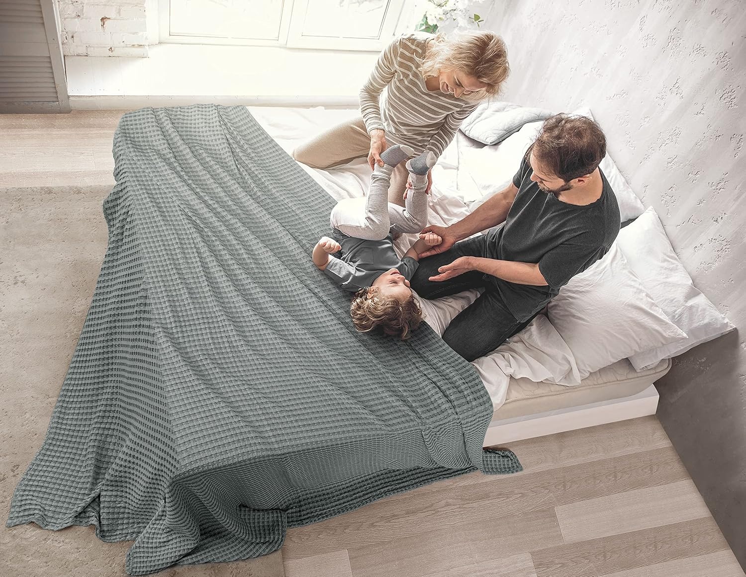 image:imageUtopia Bedding 100 Baumwolle Waffeldecke Kuschedecke 300 GSM Anthrazitgrau 274 x 228 cm weiche leichte atmungsaktive tagesdecke Sofa amp Couch berwurf fr alle JahreszeitenKhles Grau