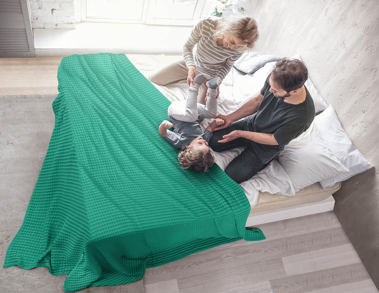 image:imageUtopia Bedding 100 Baumwolle Waffeldecke Kuschedecke 300 GSM Anthrazitgrau 274 x 228 cm weiche leichte atmungsaktive tagesdecke Sofa amp Couch berwurf fr alle JahreszeitenSmaragdrn