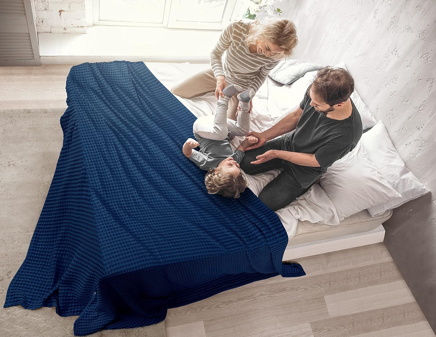 image:imageUtopia Bedding 100 Baumwolle Waffeldecke Kuschedecke 300 GSM Anthrazitgrau 274 x 228 cm weiche leichte atmungsaktive tagesdecke Sofa amp Couch berwurf fr alle JahreszeitenMarineblau