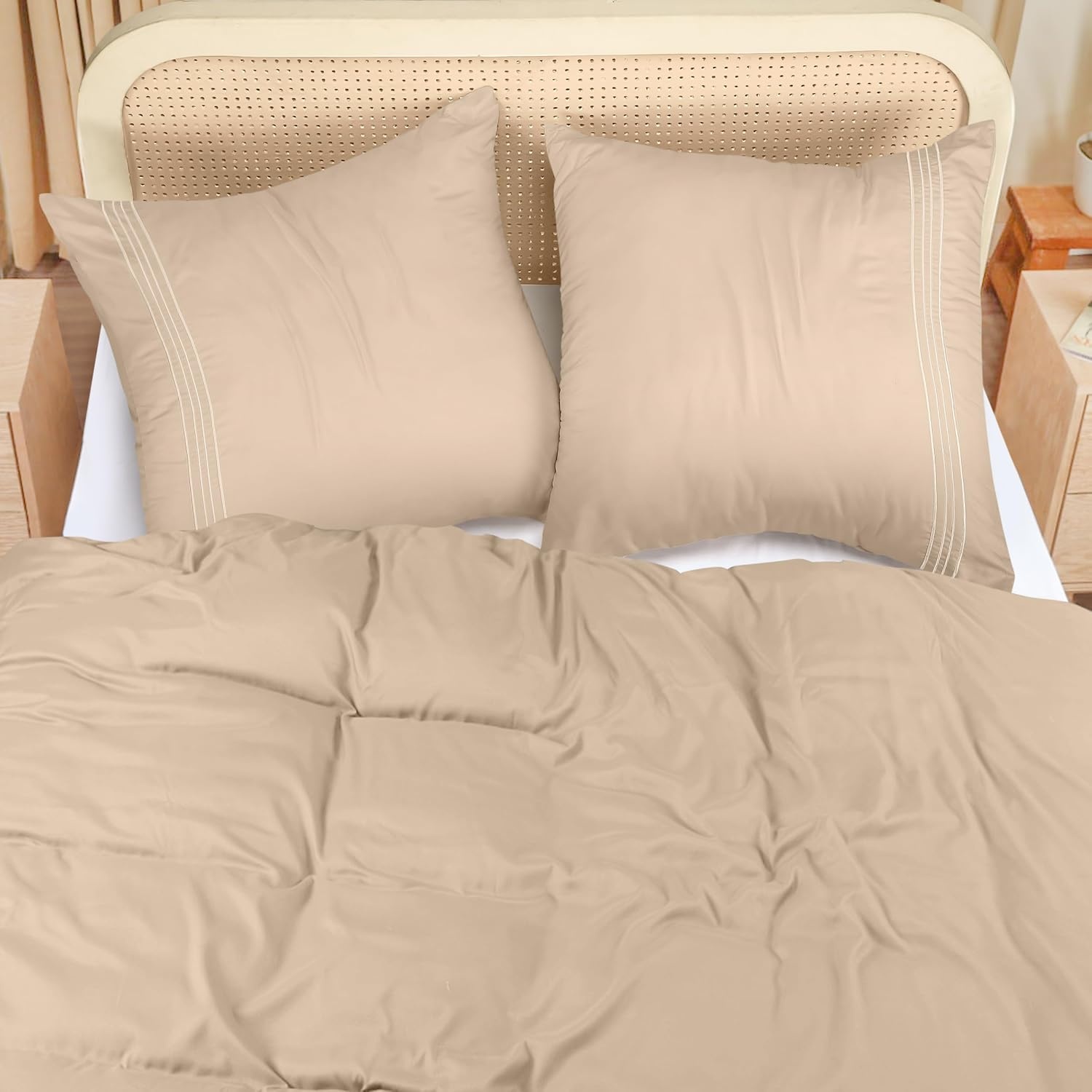 image:imageUtopia Bedding Bettwsche 220x240 Set Mikrofaser Bettbezug 240x220 cm 2 Bestickte Kissenbezge 65x65 cm SchwarzBeige